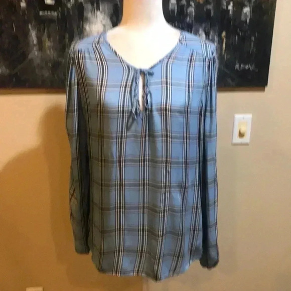 Blousology Light Blue Puffed Long Sleeve Geometric Striped Design w/Tie Neck-L - Picture 1 of 5